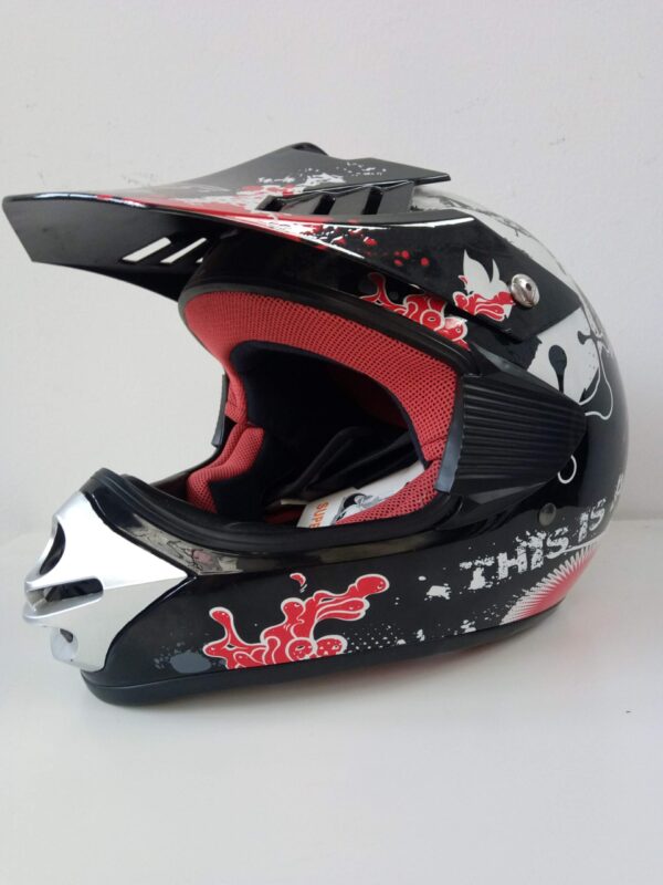 Helmet fun 8