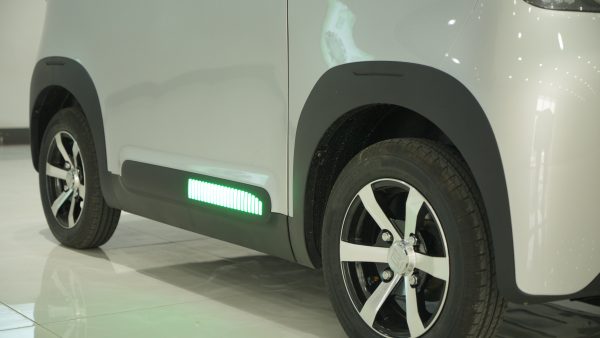 Mașină electrică X2, urbană,12