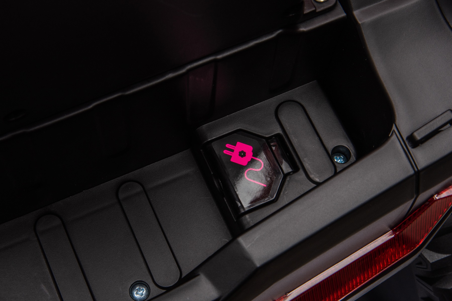 Mașină electrică copii UTV Small 12V, negru, Tracțiune spate, baterie 12V, Roți din plastic, banchetă dublă, Telecomandă 2,4 GHz, Un singur loc, MP3 player cu intrare USB/SD, Lumini LED - imagine 22