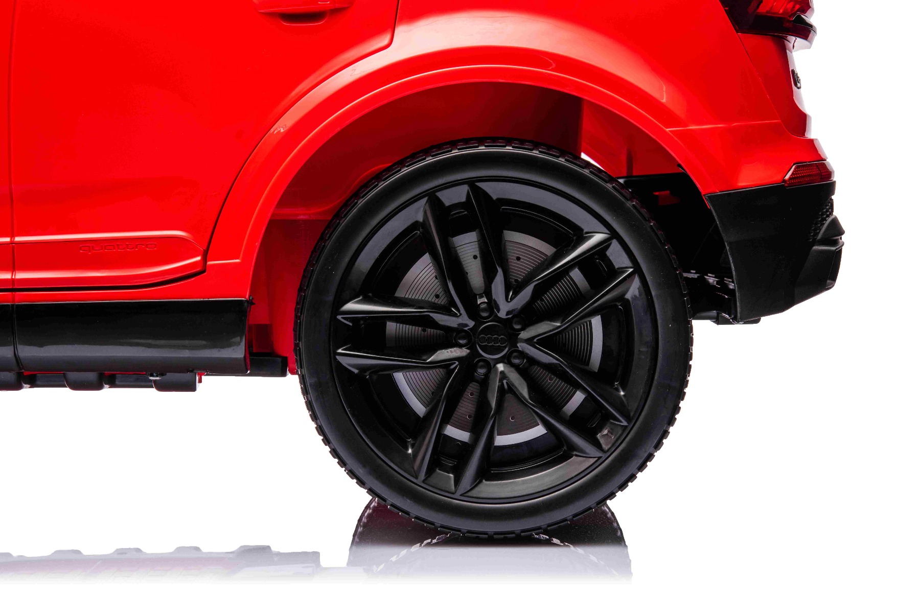 Mașină electrică de jucărie Audi Q7 roșu, 1 loc, suspensie independentă, baterie 12V, telecomandă, 2 motoare de 35 W, lumini LED, intrare USB/AUX pe MP3 player, model cu licență - imagine 8