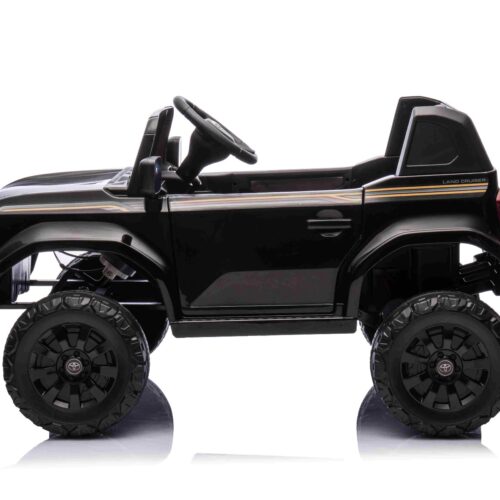 Mașinuță electrică Toyota Landcruiser 12V, negru, scaun lat, telecomandă 2.4 GHz, intrare USB / AUX, Bluetooth, suspensie, baterie litiu, lumini LED, motor 2 x 25W, licență ORIGINALĂ