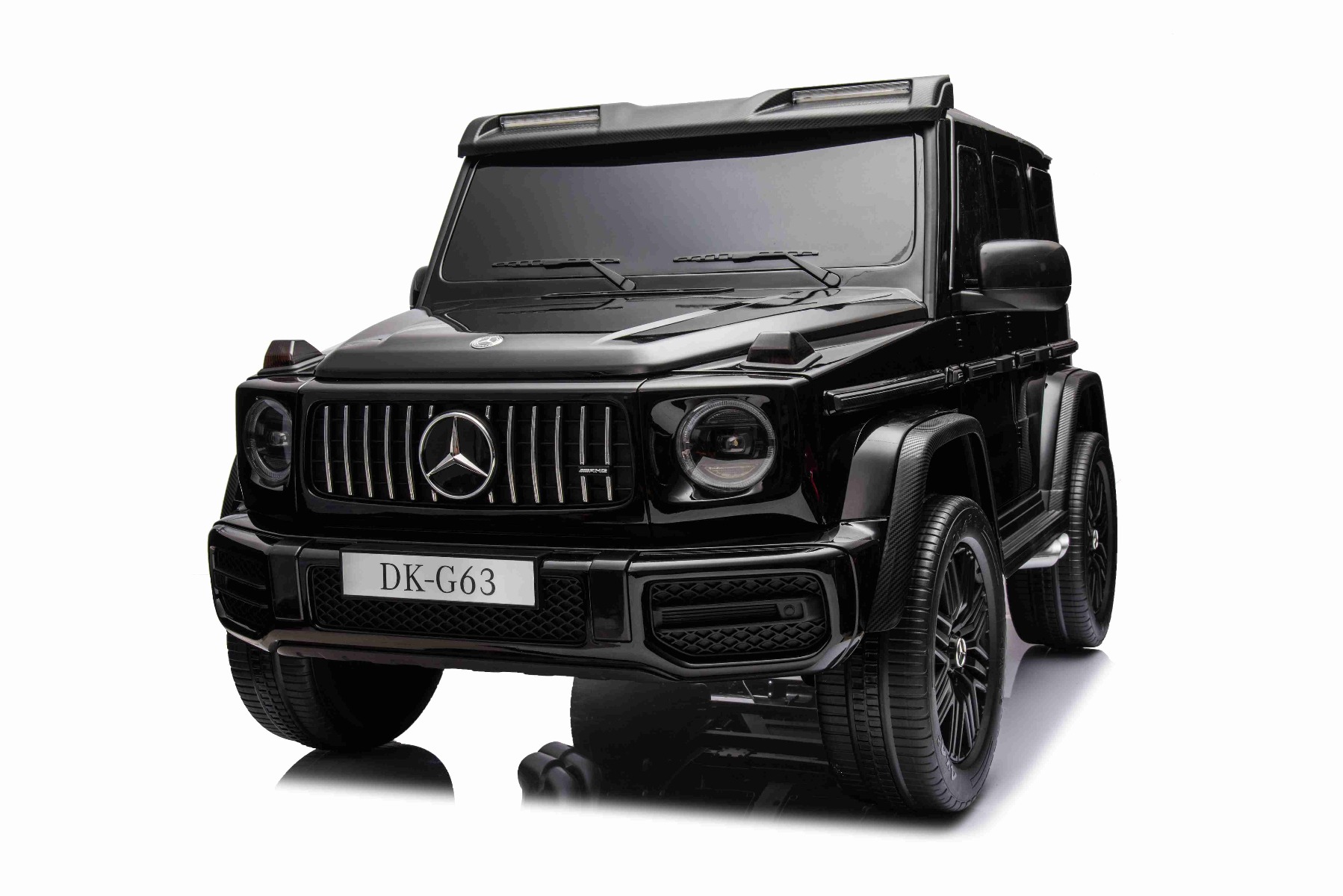 Mașină electrică Mercedes-Benz G63 AMG 4x4 cu două locuri 12V, negru, MP3 Player cu intrare USB/AUX, tracțiune 4x4, baterie 12V14Ah, roți EVA cu suspensie, scaune din piele, telecomandă, licențiat - imagine 13