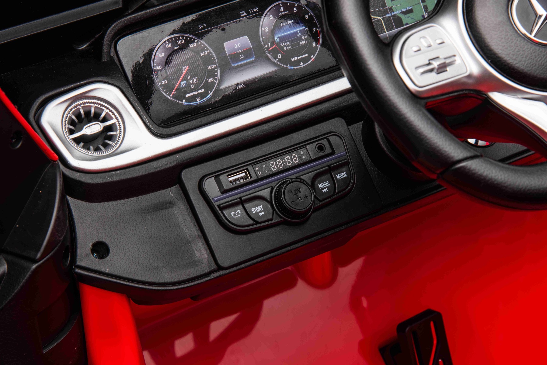 Mașină electrică Mercedes-Benz G63 AMG 4x4 cu două locuri 12V, roșu, MP3 Player cu intrare USB/AUX, tracțiune 4x4, baterie 12V14Ah, roți EVA cu suspensie, scaune din piele, telecomandă, licențiat - imagine 18