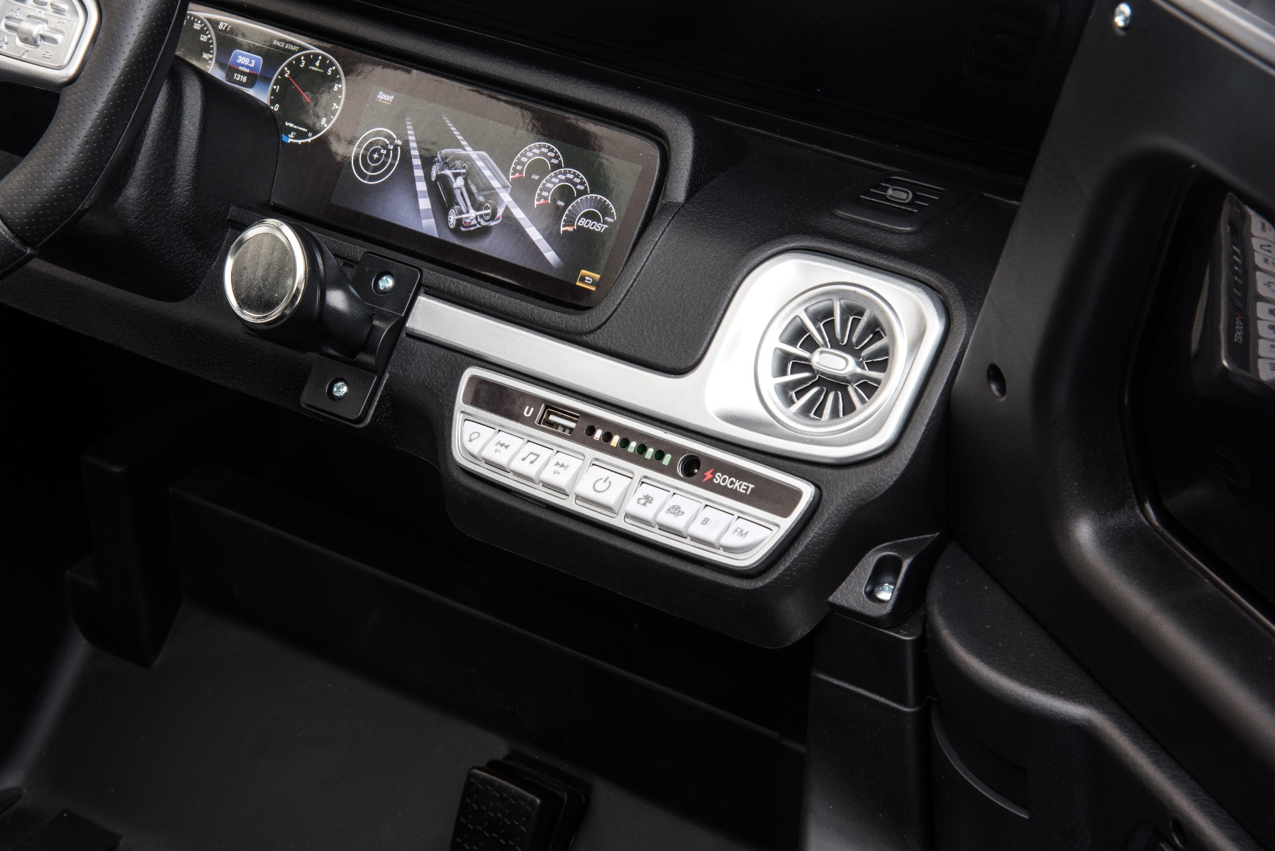 Mașină electrică de jucărie Mercedes-Benz G63 AMG 4x4 cu două locuri, negru, player MP3 cu conexiune USB/AUX și Bluetooth, tracțiune 4x4, baterie litiu, roți EVA cu suspensie, scaune din piele artificială, telecomandă, licență originală - imagine 13