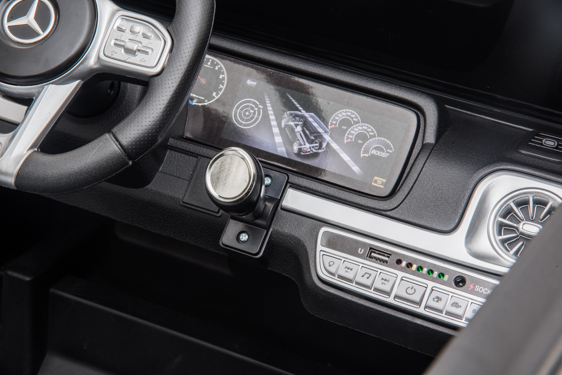 Mașină electrică de jucărie Mercedes-Benz G63 AMG 4x4 cu două locuri, alb, player MP3 cu conexiune USB/AUX și Bluetooth, tractiune 4x4, baterie litiu, roti EVA cu suspensie, scaune din piele artificială, telecomandă, licentă originală - imagine 22