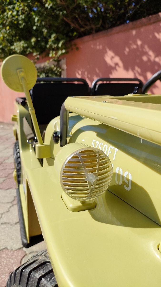 Mașinuță electrică pentru copii SUA ARMY-4X4, Verde, cu trei locuri, MP3 Player cu intrare USB / SD, suspensie integrală, lumini LED, parbriz pliabil, baterie portabilă 12V14AH, roți EVA, scaune din piele, telecomandă de 2,4 GHz, 4x4 - imagine 56