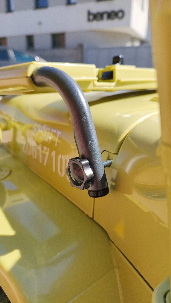 Mașinuță electrică pentru copii SUA ARMY-4X4, Verde, cu trei locuri, MP3 Player cu intrare USB / SD, suspensie integrală, lumini LED, parbriz pliabil, baterie portabilă 12V14AH, roți EVA, scaune din piele, telecomandă de 2,4 GHz, 4x4 - imagine 62