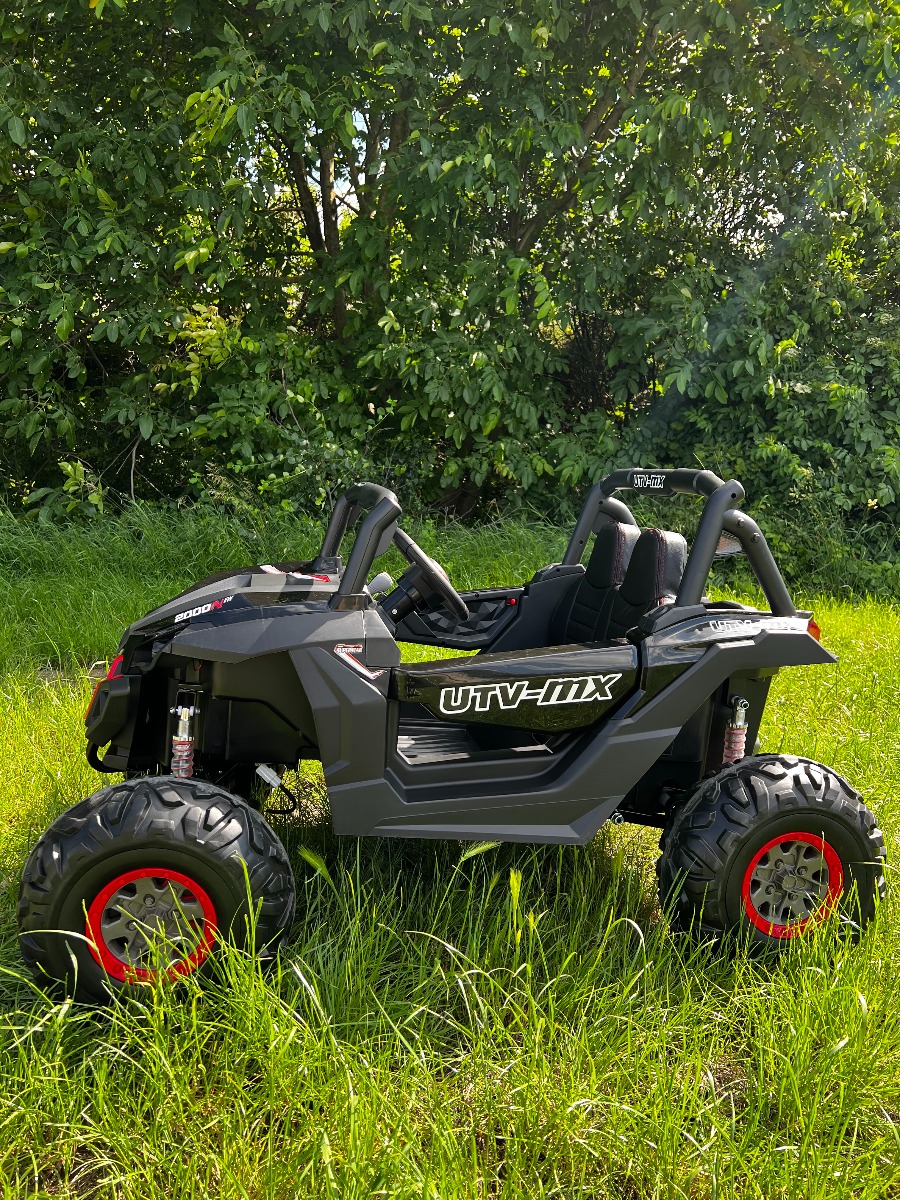 Mașinuță electrică de jucărie NEW RSX 24V, negru, tracțiune 4x4, baterie litiu, roți EVA, suspensii, scaun din piele artificială cu două locuri, telecomandă, player MP3 cu intrare USB/AUX - imagine 3