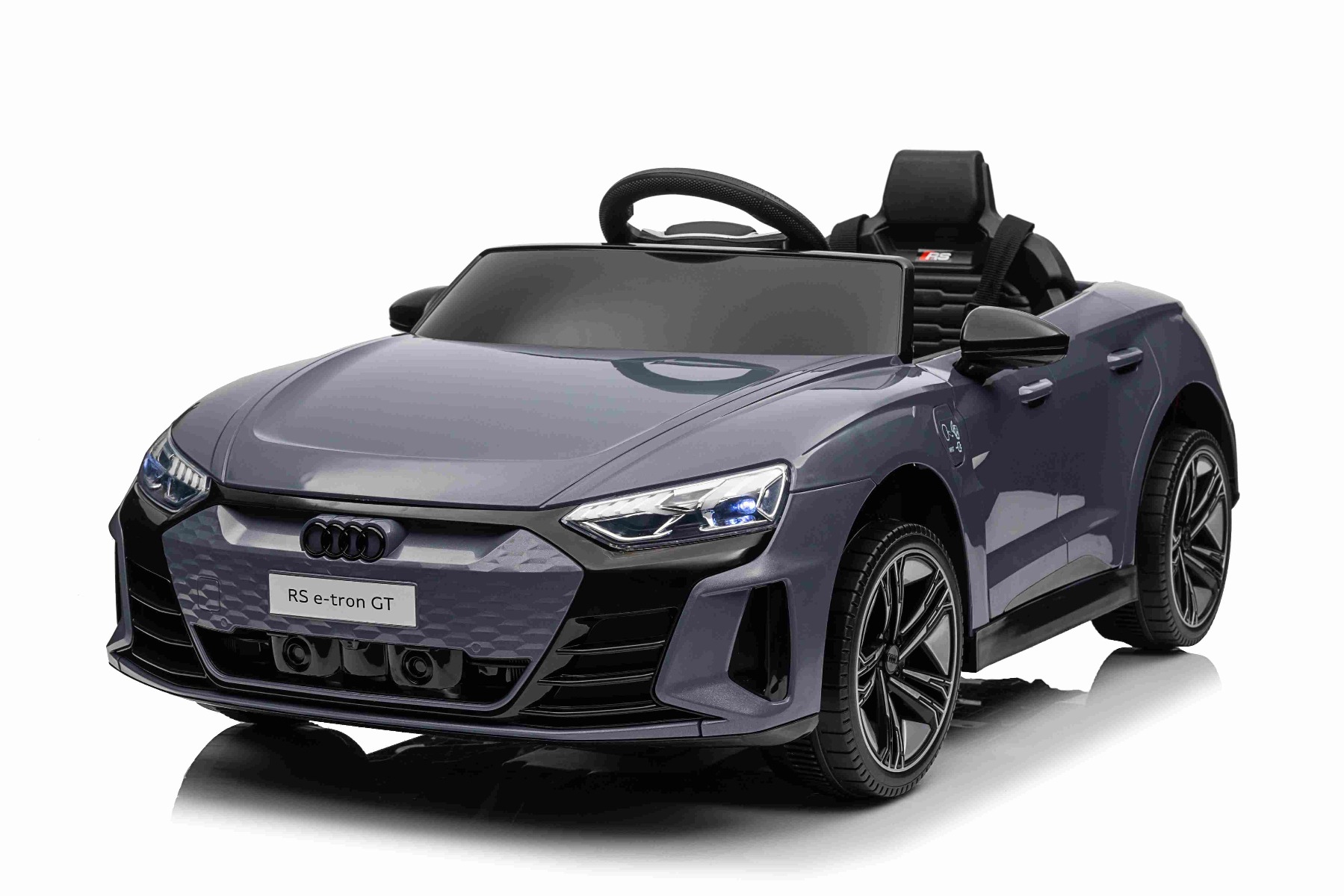 Maşinuţa electrica copii Audi RS E-tron GT 12V, gri, scaun lat, telecomandă 2.4 GHz, intrare USB / AUX, Bluetooth, suspensie, baterie litiu, lumini LED, motor 2 x 25W, licență ORIGINALĂ - imagine 7