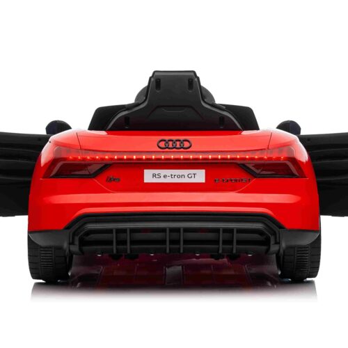 Maşinuţa electrica copii Audi RS E-tron GT 12V, roșu, scaun lat, telecomandă 2.4 GHz, intrare USB / AUX, Bluetooth, suspensie, baterie litiu, lumini LED, motor 2 x 25W, licență ORIGINALĂ