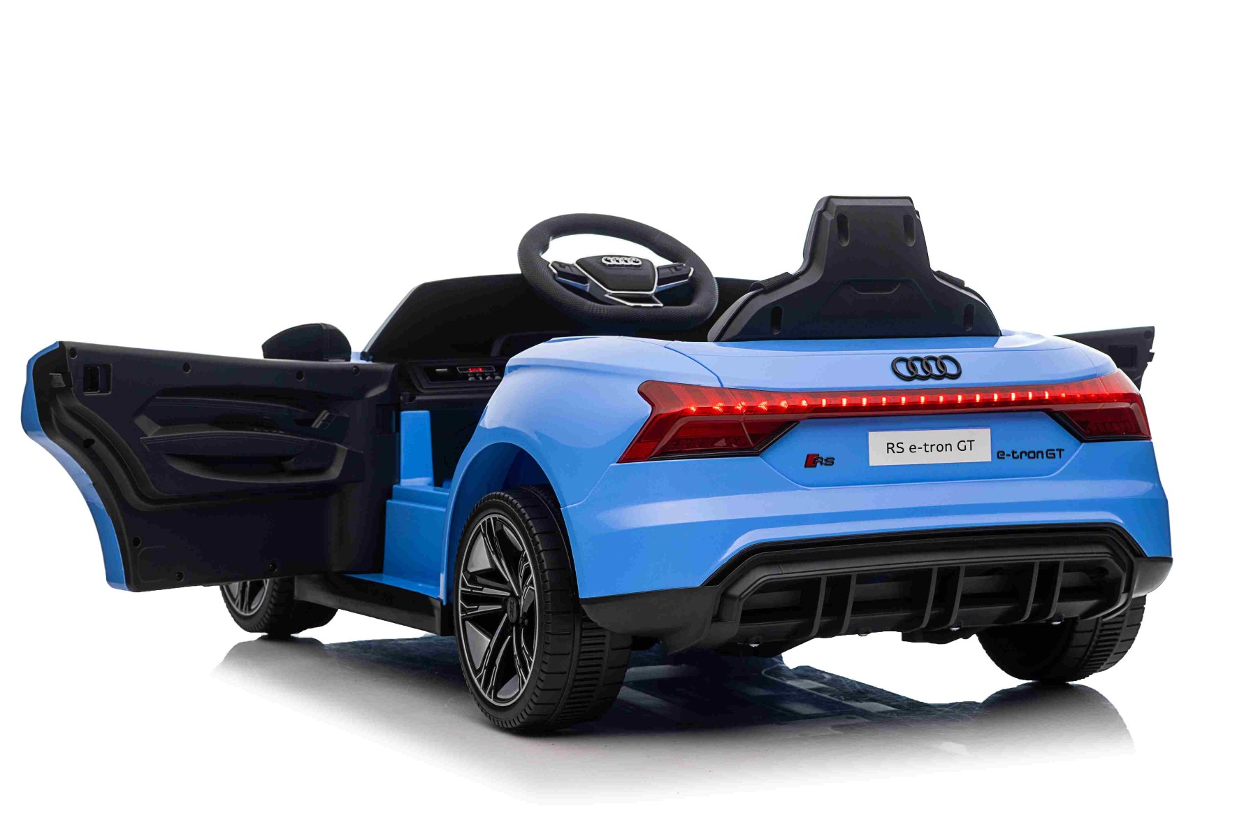 Maşinuţa electrica copii Audi RS E-tron GT 12V, albastru, scaun lat, telecomandă 2.4 GHz, intrare USB / AUX, Bluetooth, suspensie, baterie litiu, lumini LED, motor 2 x 25W, licență ORIGINALĂ - imagine 20