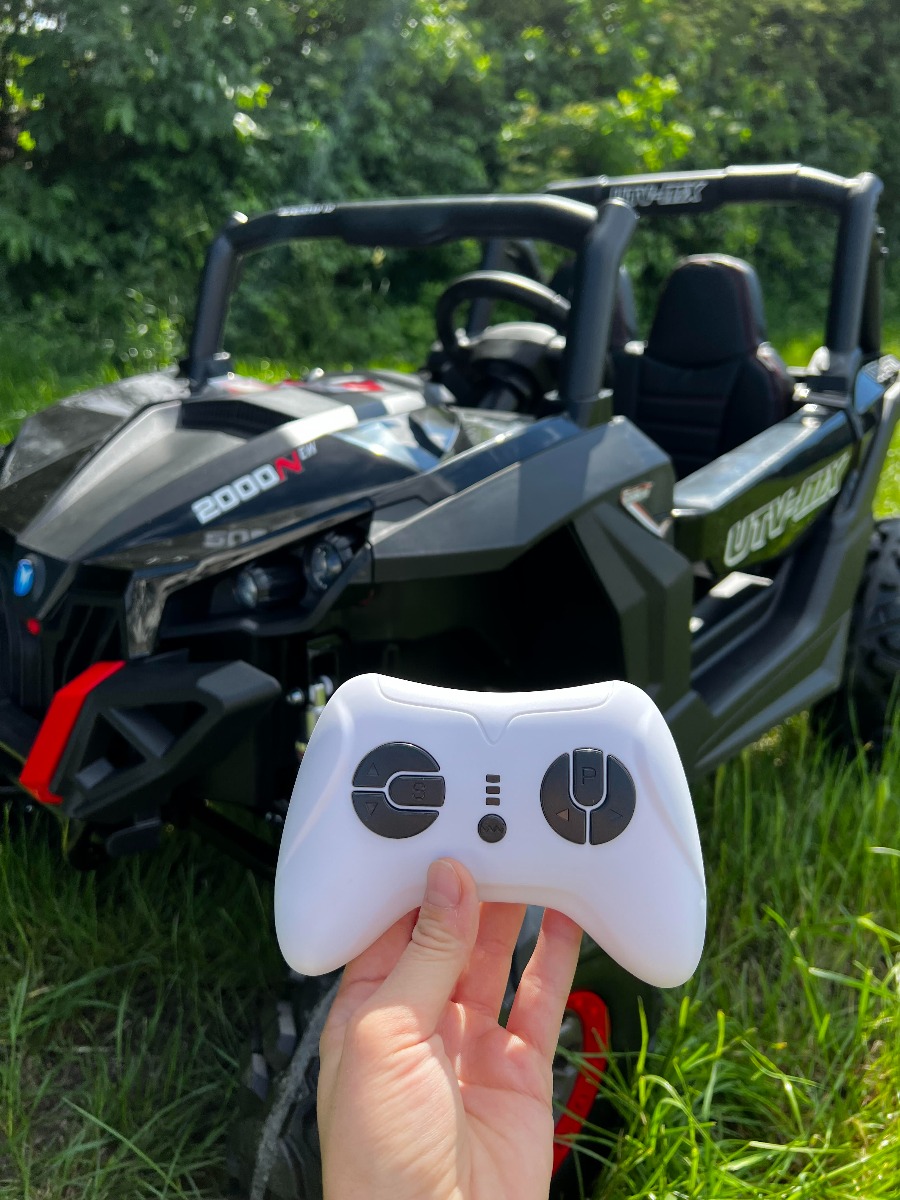 Mașinuță electrică de jucărie NEW RSX 24V, negru, tracțiune 4x4, baterie litiu, roți EVA, suspensii, scaun din piele artificială cu două locuri, telecomandă, player MP3 cu intrare USB/AUX - imagine 9