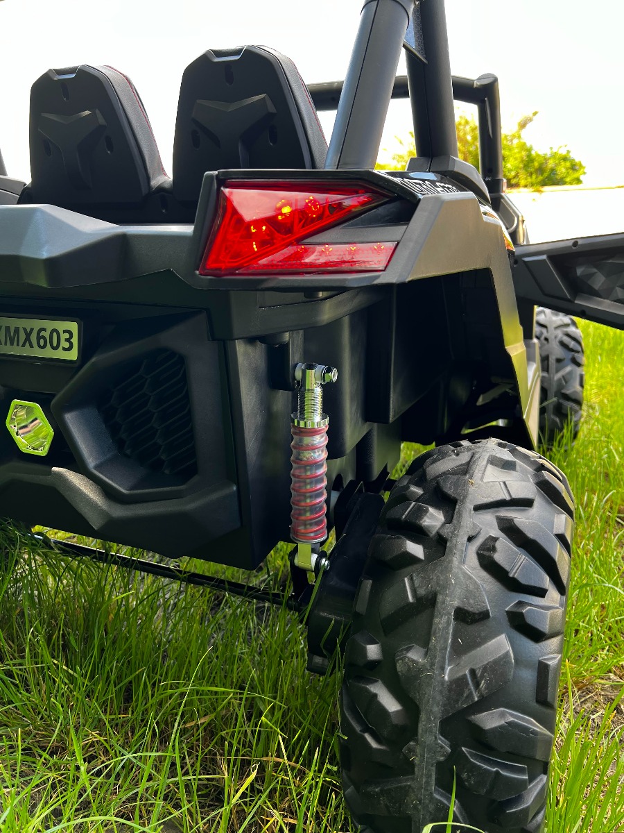 Mașinuță electrică de jucărie NEW RSX 24V, negru, tracțiune 4x4, baterie litiu, roți EVA, suspensii, scaun din piele artificială cu două locuri, telecomandă, player MP3 cu intrare USB/AUX - imagine 6