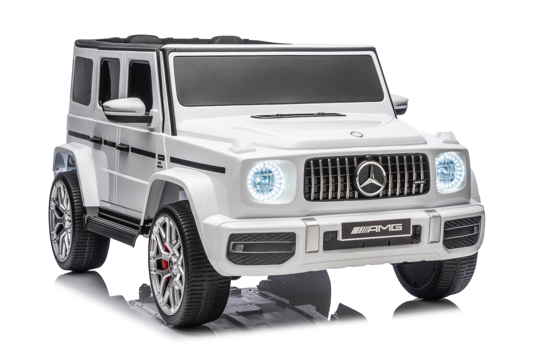 Mașină electrică de jucărie Mercedes-Benz G63 AMG 4x4 cu două locuri, alb, player MP3 cu conexiune USB/AUX și Bluetooth, tractiune 4x4, baterie litiu, roti EVA cu suspensie, scaune din piele artificială, telecomandă, licentă originală - imagine 23