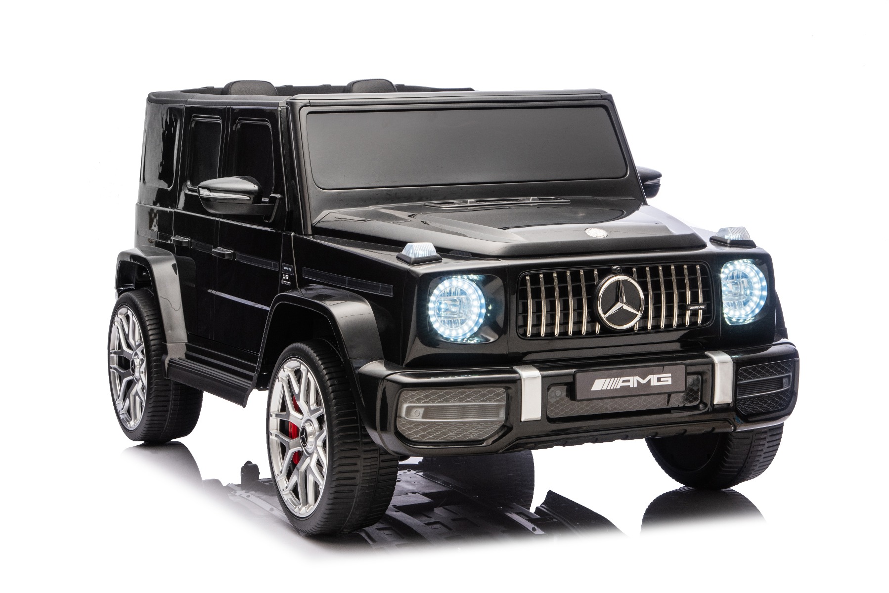 Mașină electrică de jucărie Mercedes-Benz G63 AMG 4x4 cu două locuri, negru, player MP3 cu conexiune USB/AUX și Bluetooth, tracțiune 4x4, baterie litiu, roți EVA cu suspensie, scaune din piele artificială, telecomandă, licență originală - imagine 21