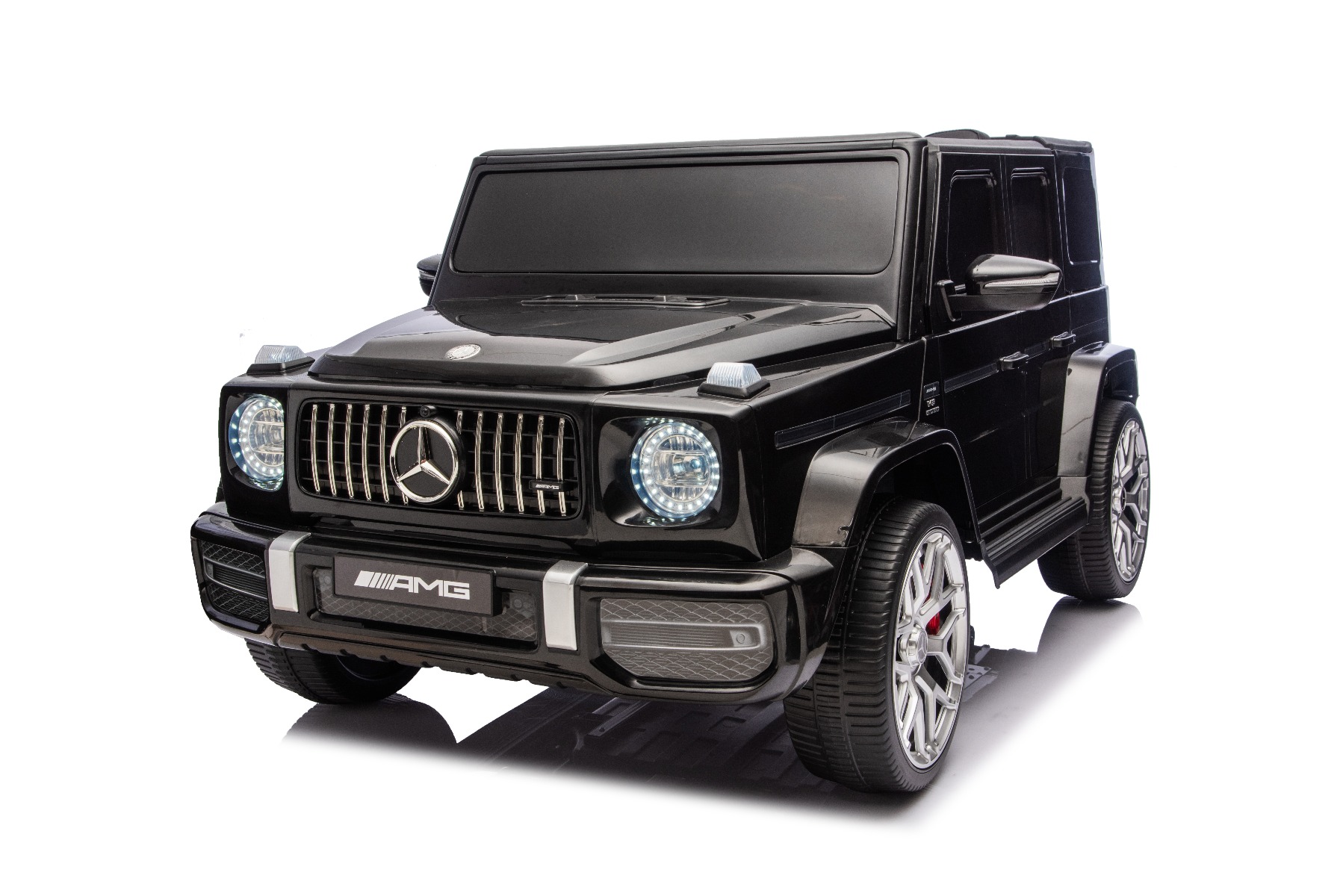 Mașină electrică de jucărie Mercedes-Benz G63 AMG 4x4 cu două locuri, negru, player MP3 cu conexiune USB/AUX și Bluetooth, tracțiune 4x4, baterie litiu, roți EVA cu suspensie, scaune din piele artificială, telecomandă, licență originală - imagine 34