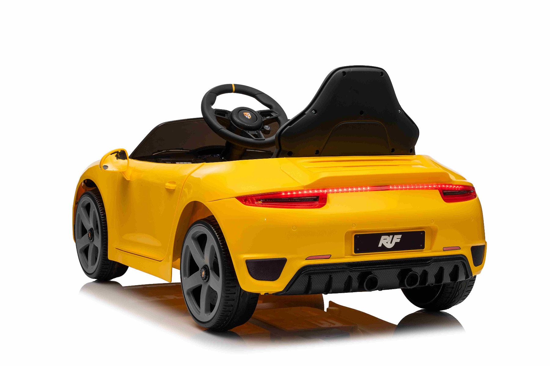 Mașină electrică copii RUF GT 12V, galben, Uși care se deschid, Telecomandă 2.4 GHz, Lumini LED față și spate, Intrare USB/Aux, Baterie litiu, Motor 2 X 35W, Licență ORIGINALĂ - imagine 8