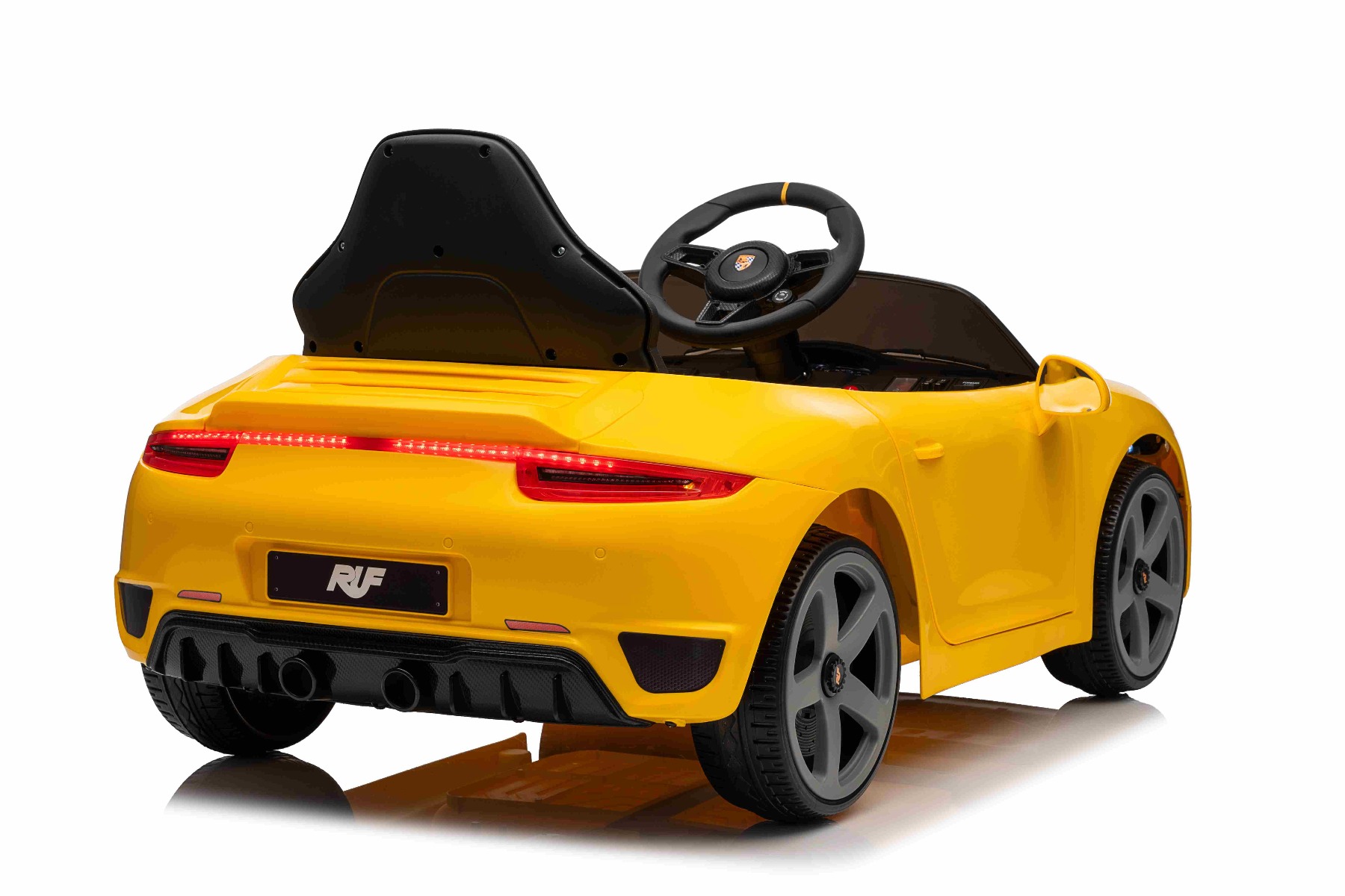 Mașină electrică copii RUF GT 12V, galben, Uși care se deschid, Telecomandă 2.4 GHz, Lumini LED față și spate, Intrare USB/Aux, Baterie litiu, Motor 2 X 35W, Licență ORIGINALĂ - imagine 12