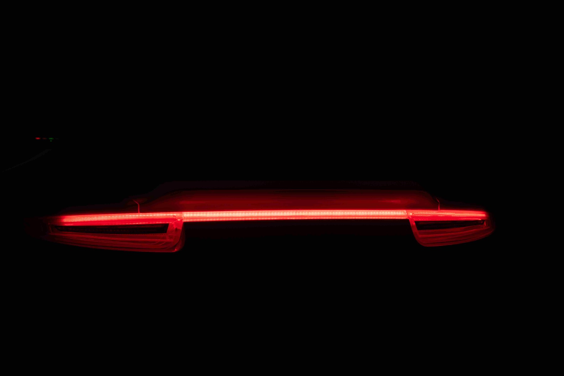 Mașină electrică copii RUF GT 12V, alb, Uși care se deschid, Telecomandă 2.4 GHz, Lumini LED față și spate, Intrare USB/Aux, Baterie litiu, Motor 2 X 35W, Licență ORIGINALĂ - imagine 51