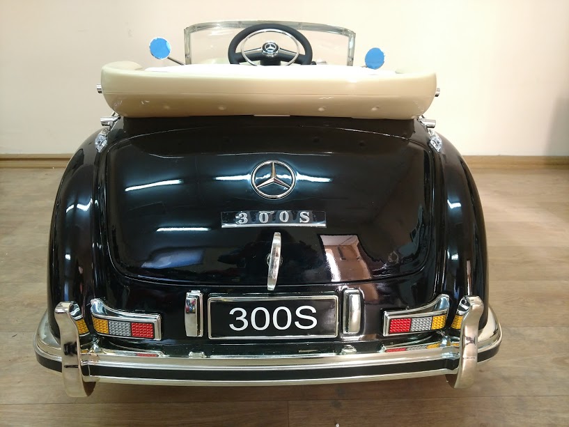 Masinuta electrica pentru copii Mercedes Benz 300S (LS618) Negru metalizat - imagine 5