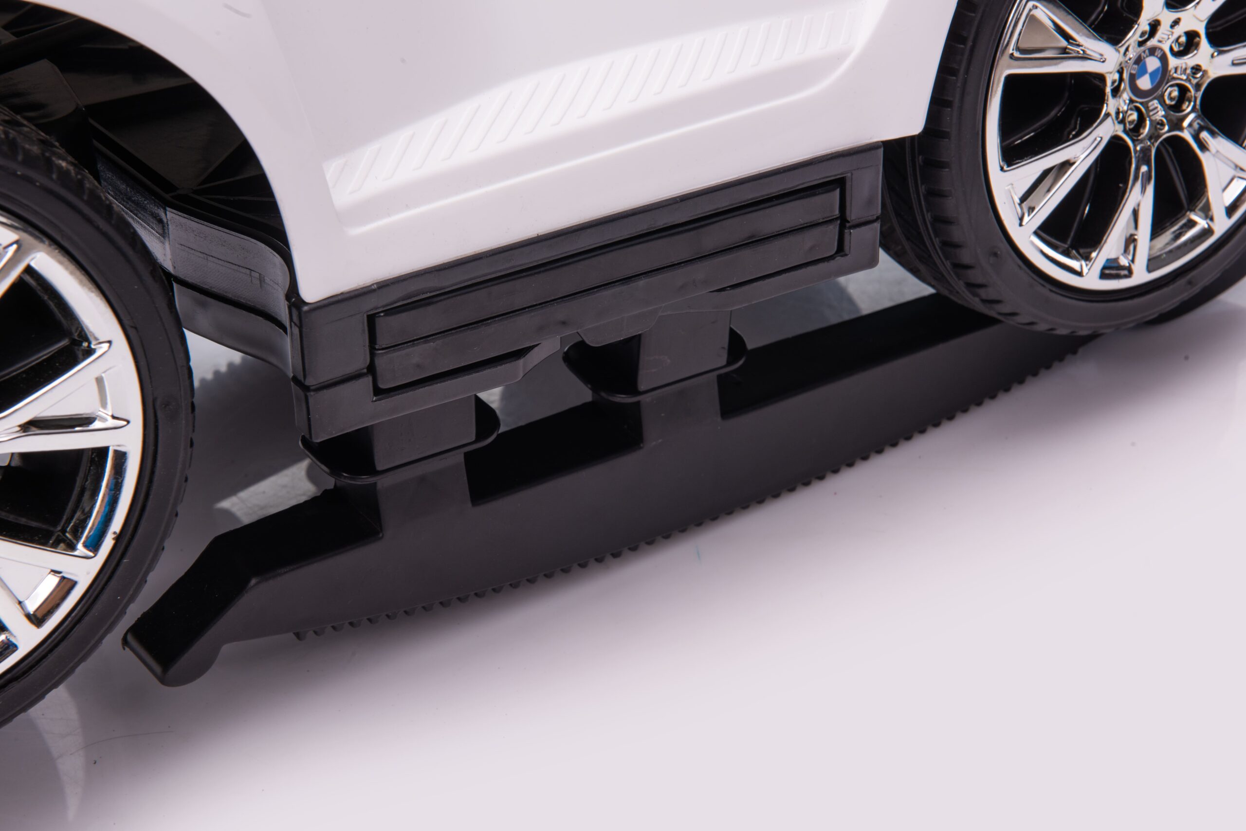 Masinuta de impins cu maner parental 3-in-1 BMW M5 (sx2078) Alb - imagine 7