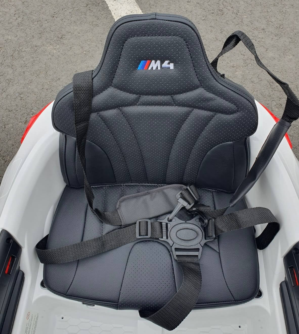 Masinuta electrica pentru copii BMW M4 Competition 12V 90W (sx2418) Alb - imagine 14