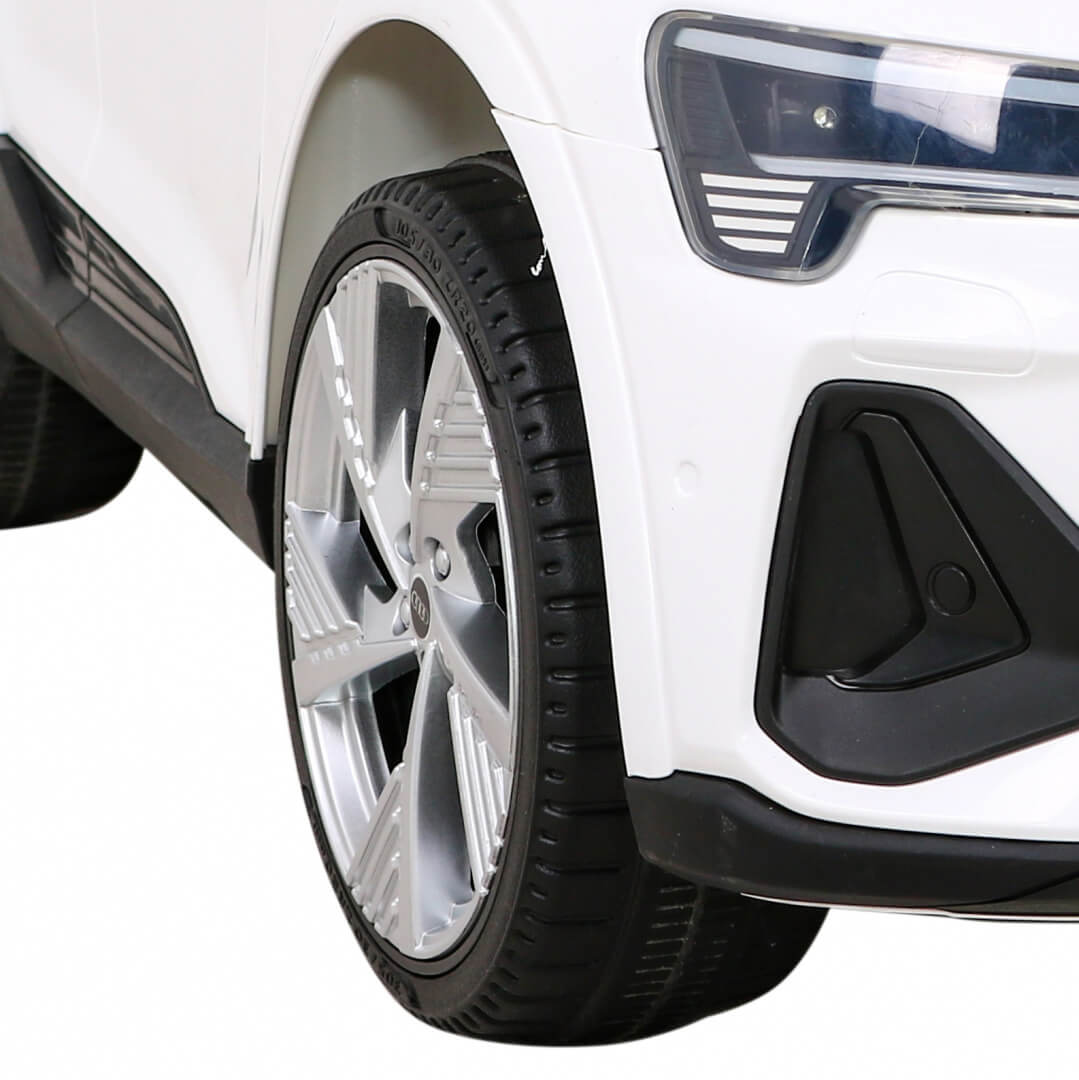 Masinuta electrica pentru copii Audi E-Tron Sportback 4x4 12V 100W (6688) Alb - imagine 5