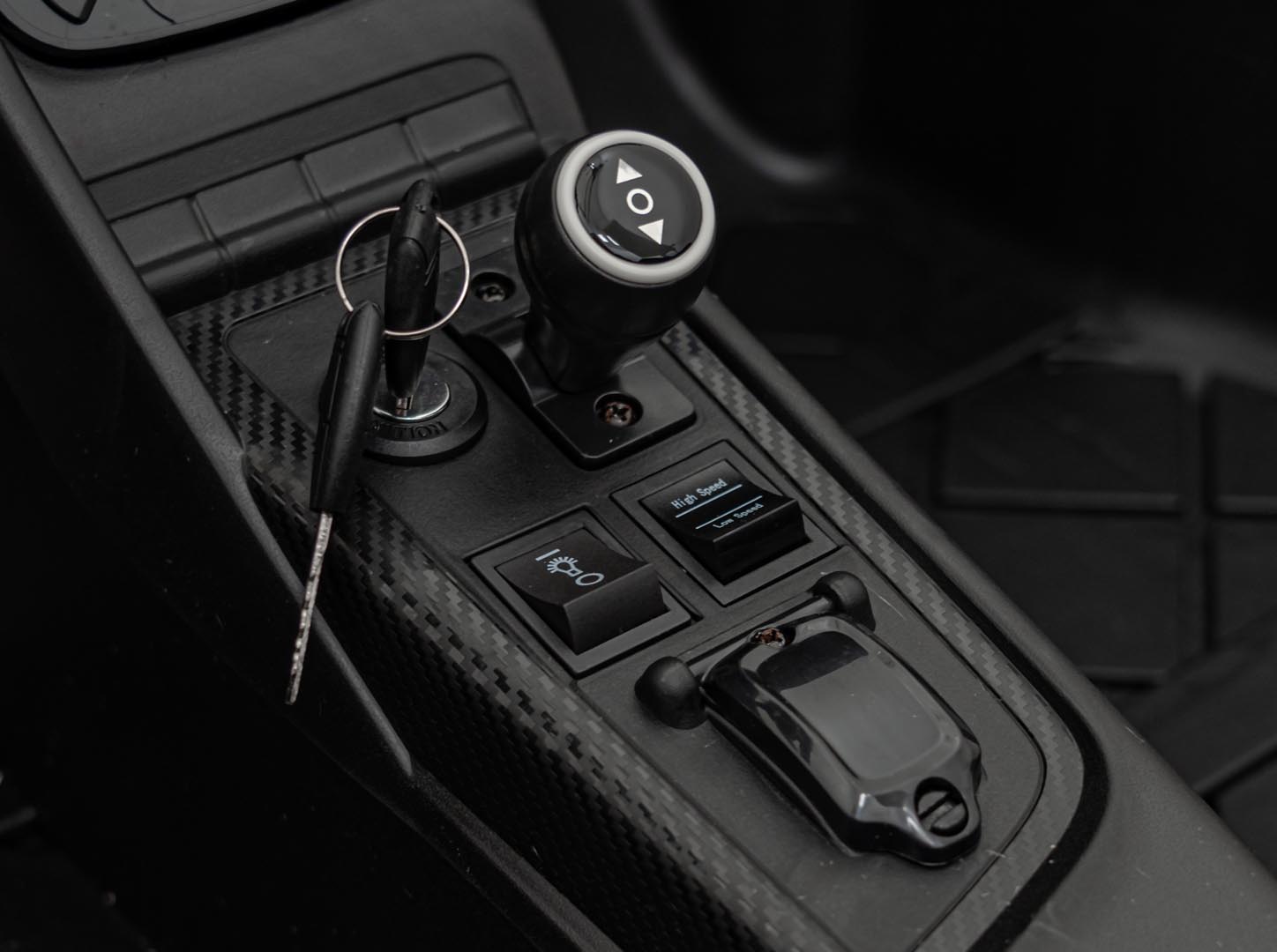 Masinuta electrica pentru copii 2 locuri cu sarcina pana la 100kg si viteza max 15km/h Audi R8 Spyder 24V (A3000) Alb - imagine 3