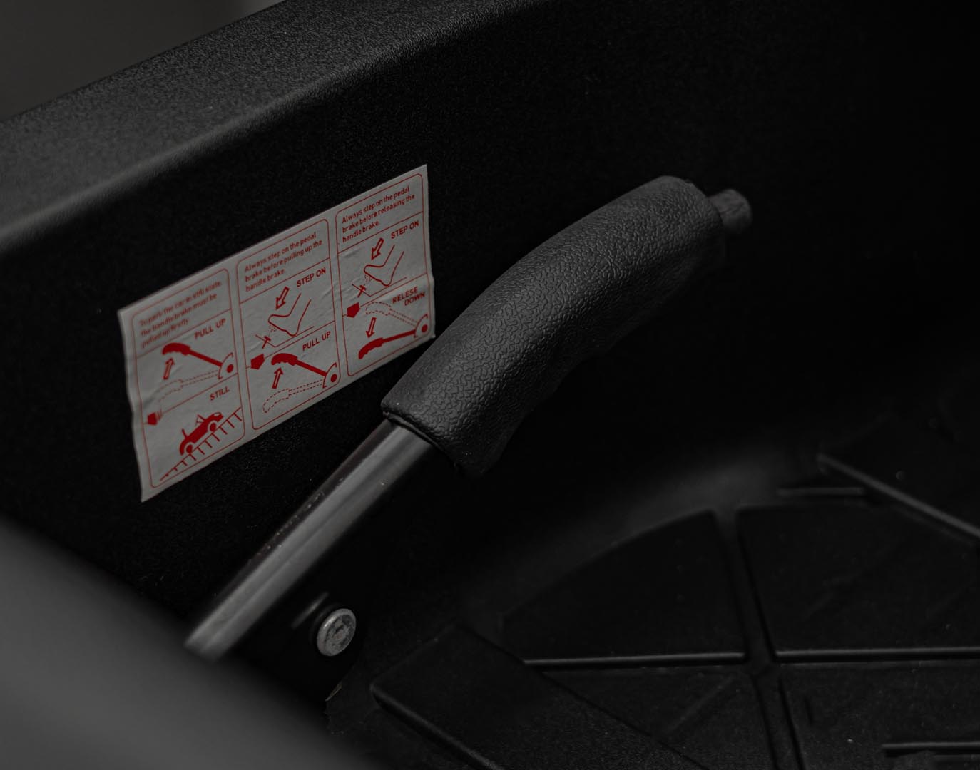 Masinuta electrica pentru copii 2 locuri cu sarcina pana la 100kg si viteza max 15km/h Audi R8 Spyder 24V (A3000) Alb - imagine 9