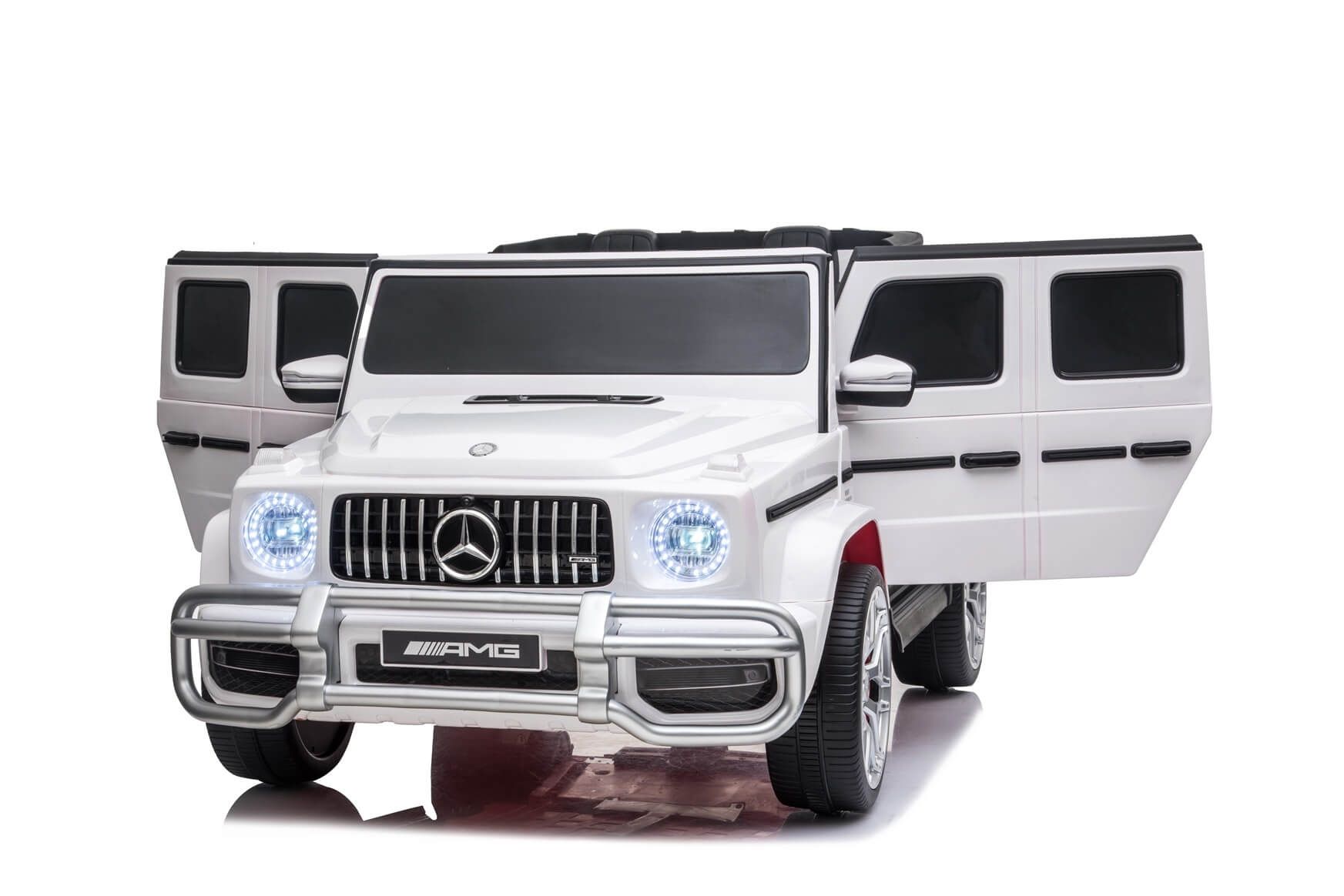 Masinuta electrica pentru copii cu 2 locuri, Mercedes AMG G63 NOU XXL 24V 200W 4x4 (s307) Alb - imagine 6