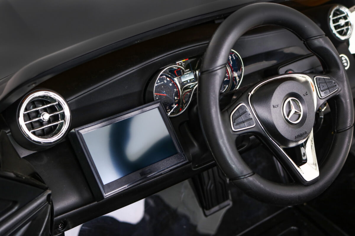 Masinuta electrica pentru copii cu 2 locuri Mercedes AMG GLC 63s 4x4 cu ecran LCD (XMX608) Negru - imagine 5