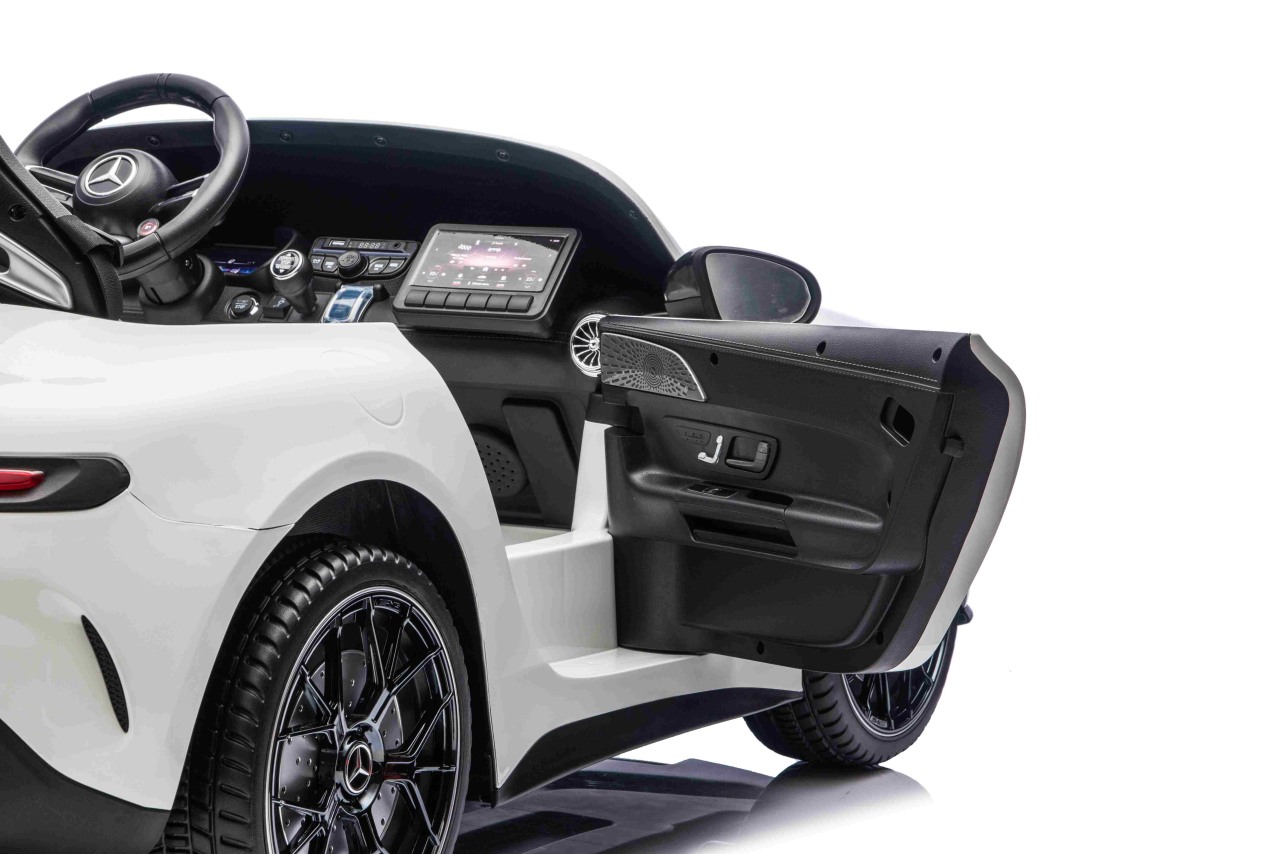 Masinuta electrica pentru copii 3-10 ani cu 2 locuri, Mercedes AMG GT63 NOU XXL 24V 800W 4x4 Alb - imagine 7