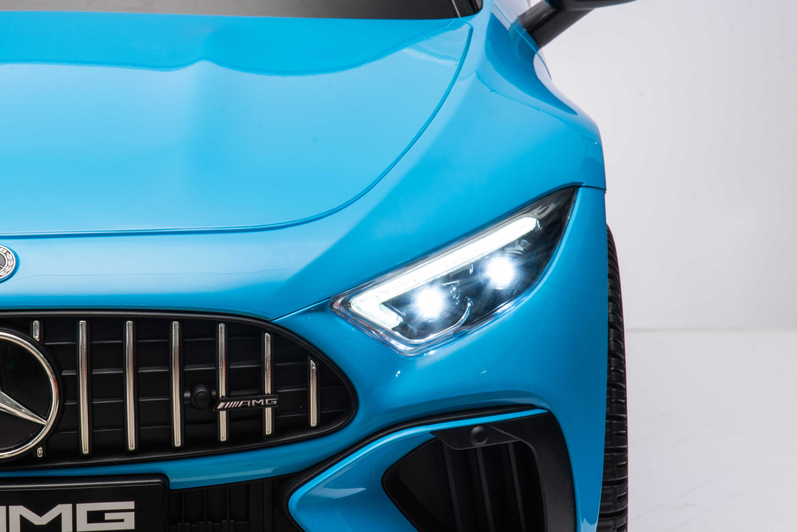 Masinuta electrica pentru copii Mercedes Benz AMG SL63 4x4 12V 200W, roti EVA, scaun piele, telecomanda parentala, Albastru metalizat - imagine 9