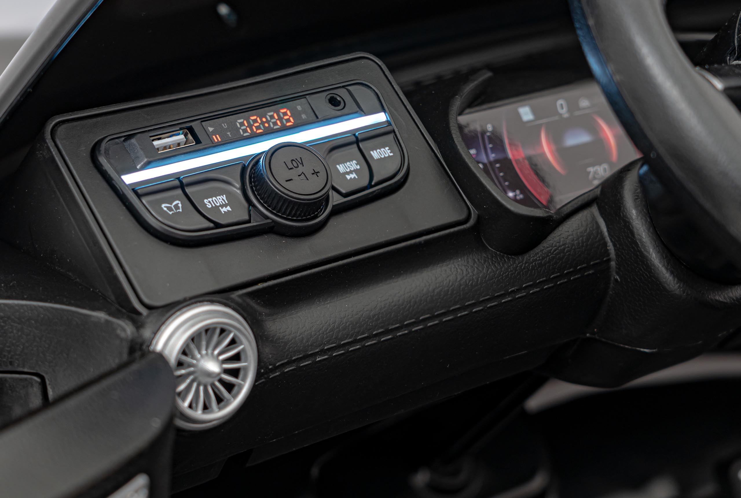 Masinuta electrica pentru copii Mercedes Benz AMG SL63 4x4 12V 200W, roti EVA, scaun piele, telecomanda parentala, Negru - imagine 5