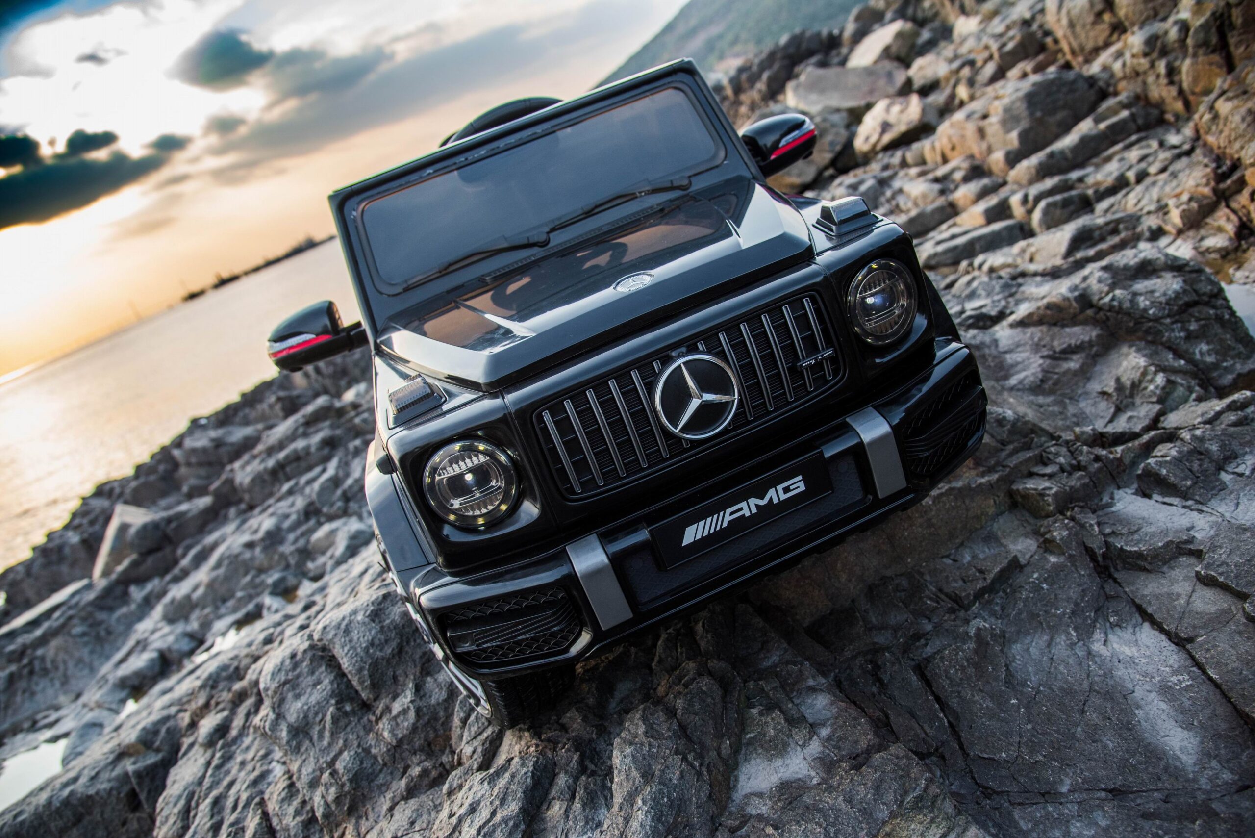 Masinuta electrica pentru copii Mercedes AMG G63 12V 60W (BBH-0002HD) Negru - imagine 2