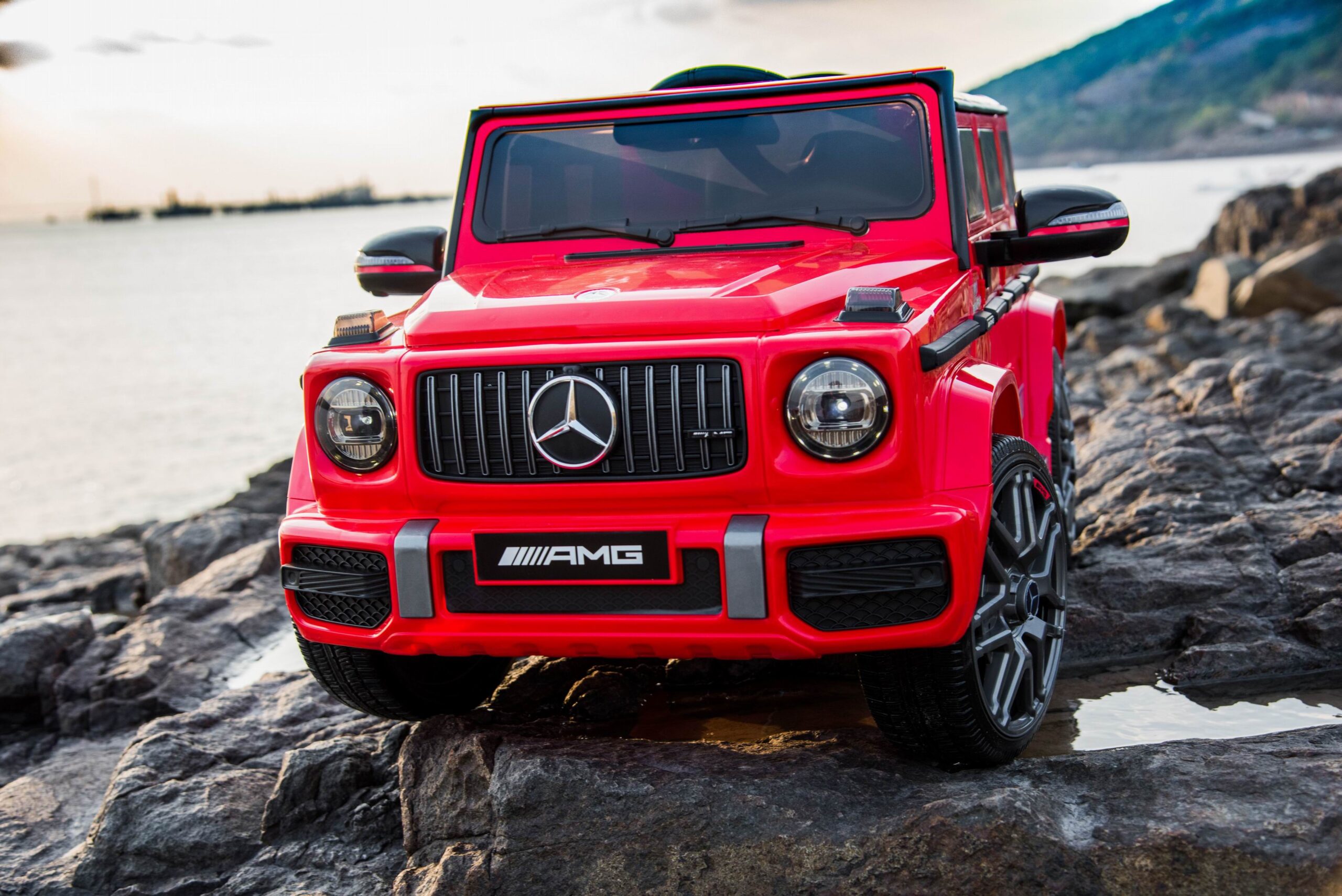 Masinuta electrica pentru copii Mercedes AMG G63 12V 60W (bbh-0002) Rosu - imagine 4