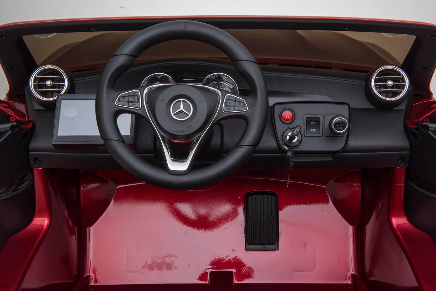 Masinuta electrica pentru copii cu 2 locuri Mercedes AMG GLC 63s 4x4 cu ecran LCD (XMX608) Visiniu metalizat - imagine 8