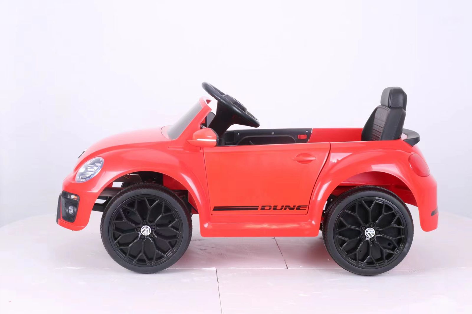 Masinuta electrica pentru copii VOLKSWAGEN Beetle Dune 12V 50W (S503) Rosu - imagine 3