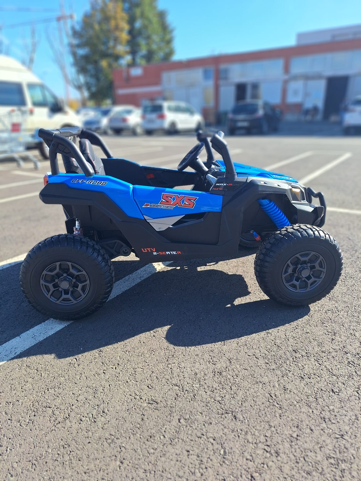 UTV electric pentru 2 copii TURBO SXS 24 Volti 240W 4x4 (028) Albastru - imagine 2
